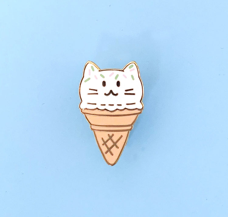 Laura LOW - Pin "Cat Ice Cream"