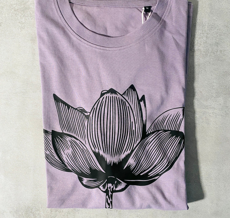 GINNY - Unikat T-Shirt Herren „Lotus“ (M)