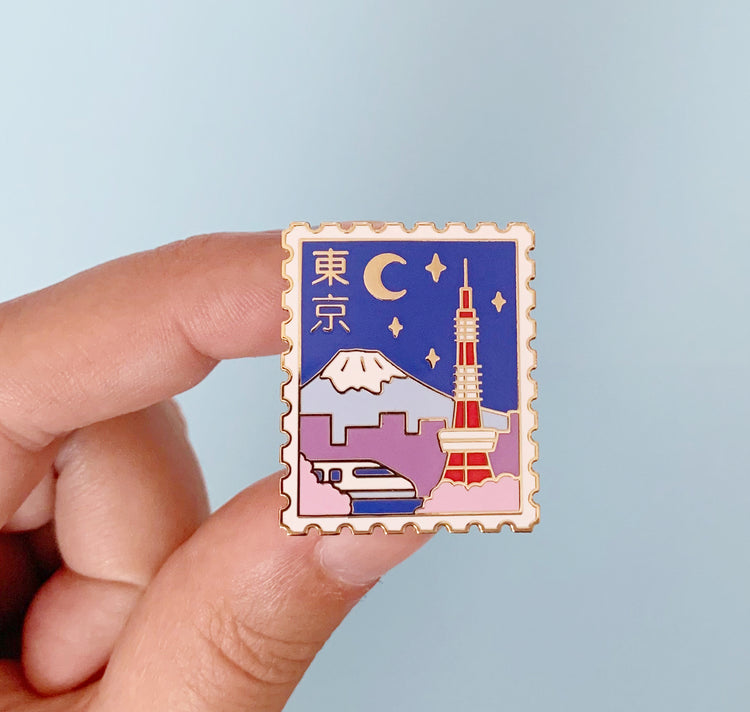 Laura LOW - Pin "Tokyo Stamp"